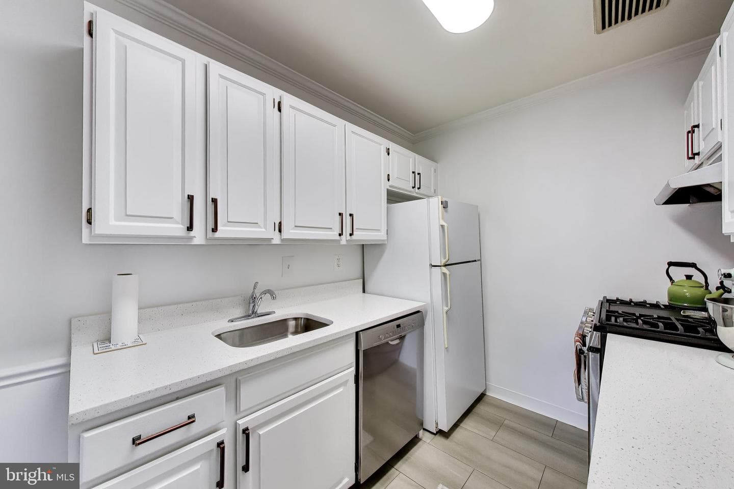 4114 Davis Place NW #315 photo 9