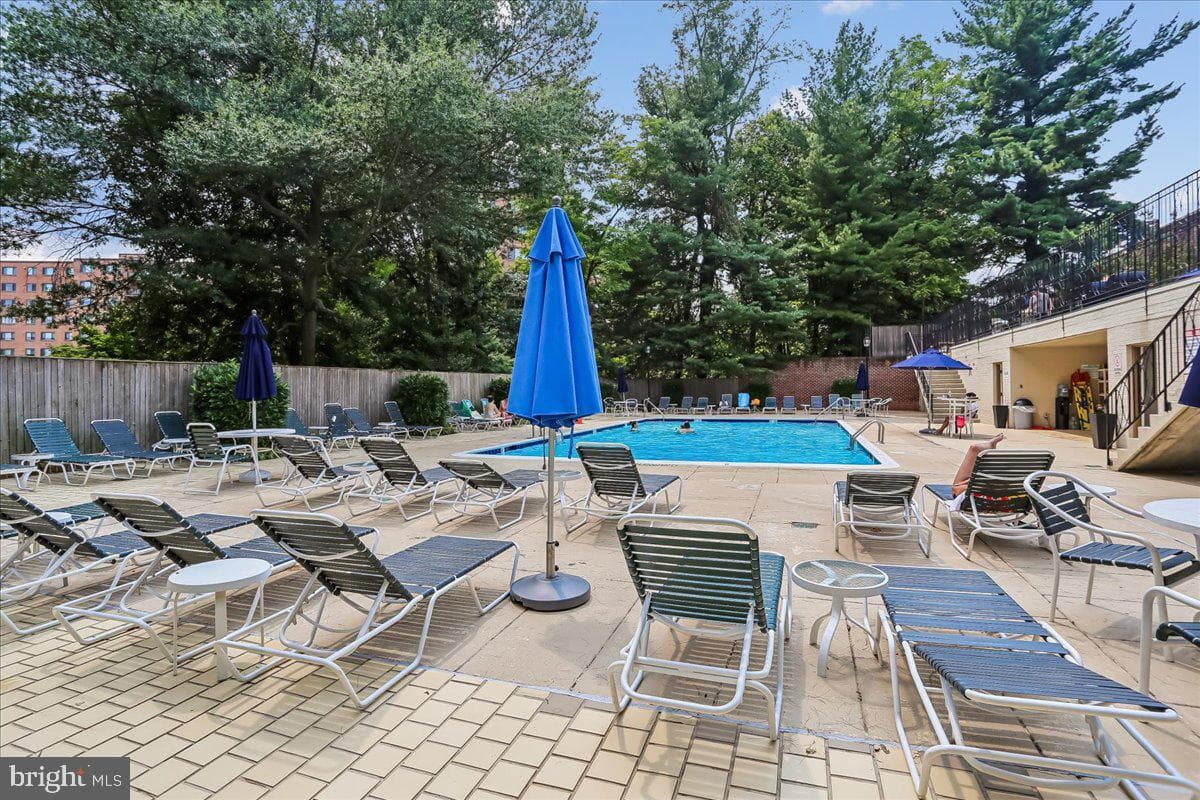 3217 Sutton Place NW #a photo 19