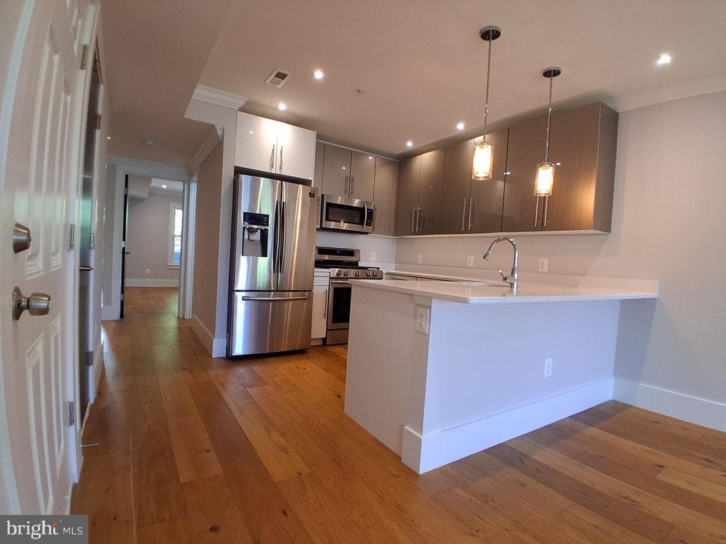 530 Irving Street NW #2 photo 4