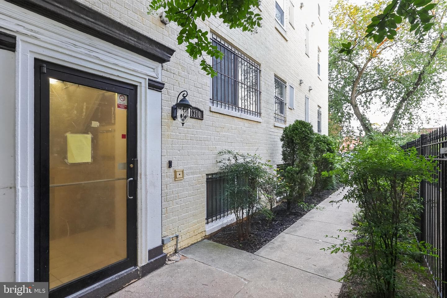1310 Congress Street SE #302
