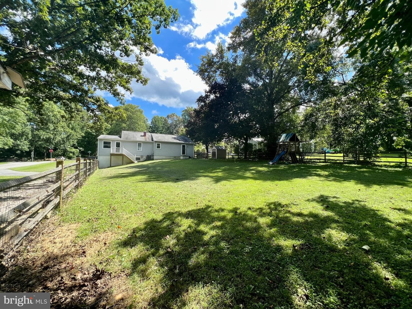 788 Paul Birch Drive photo 14