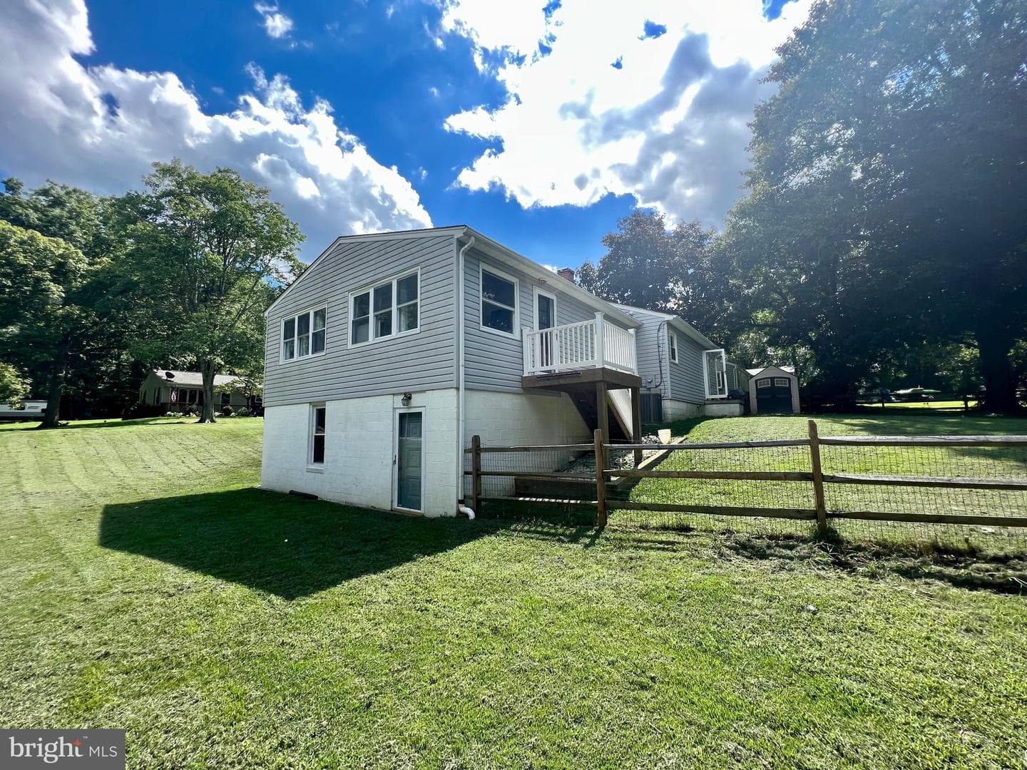 788 Paul Birch Drive photo 9