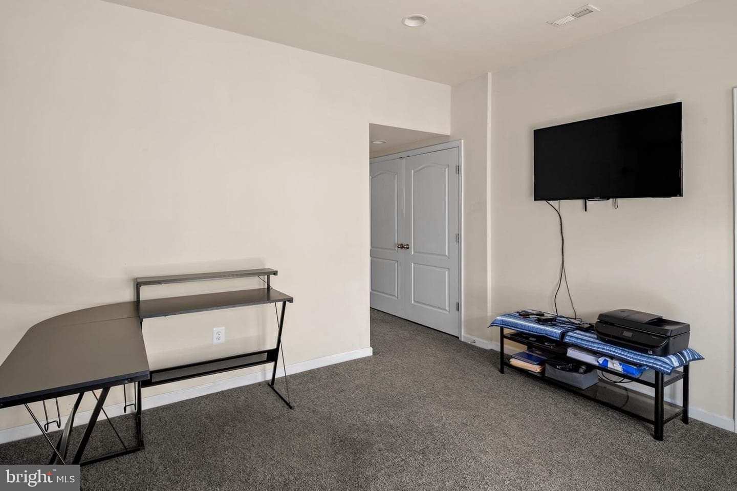 223 Gunther Place photo 7