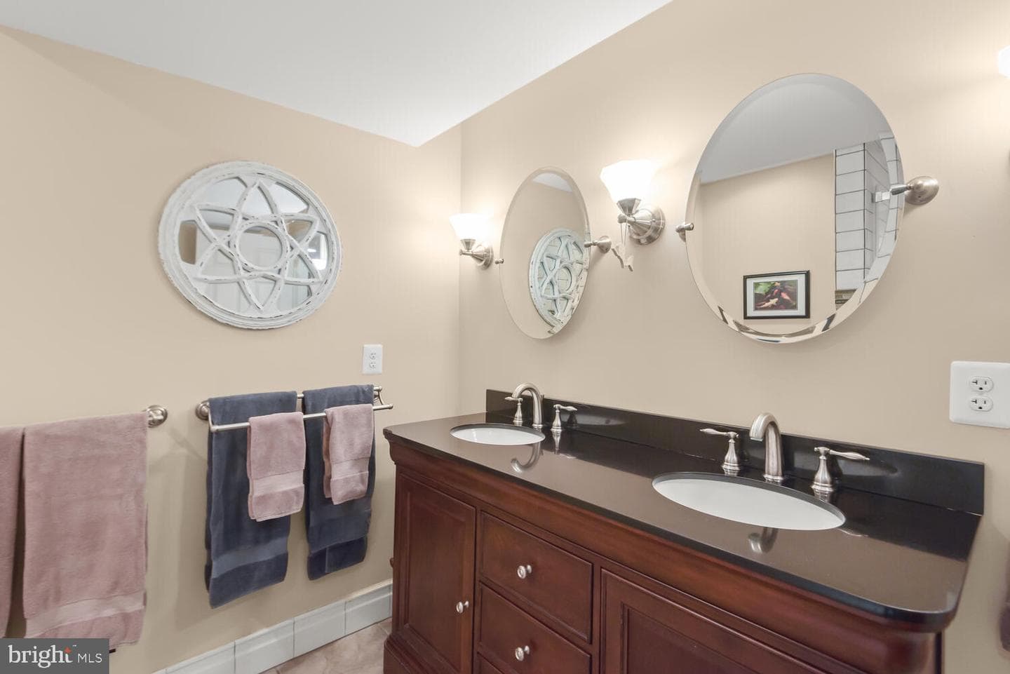 319 Grindstone Drive photo 23