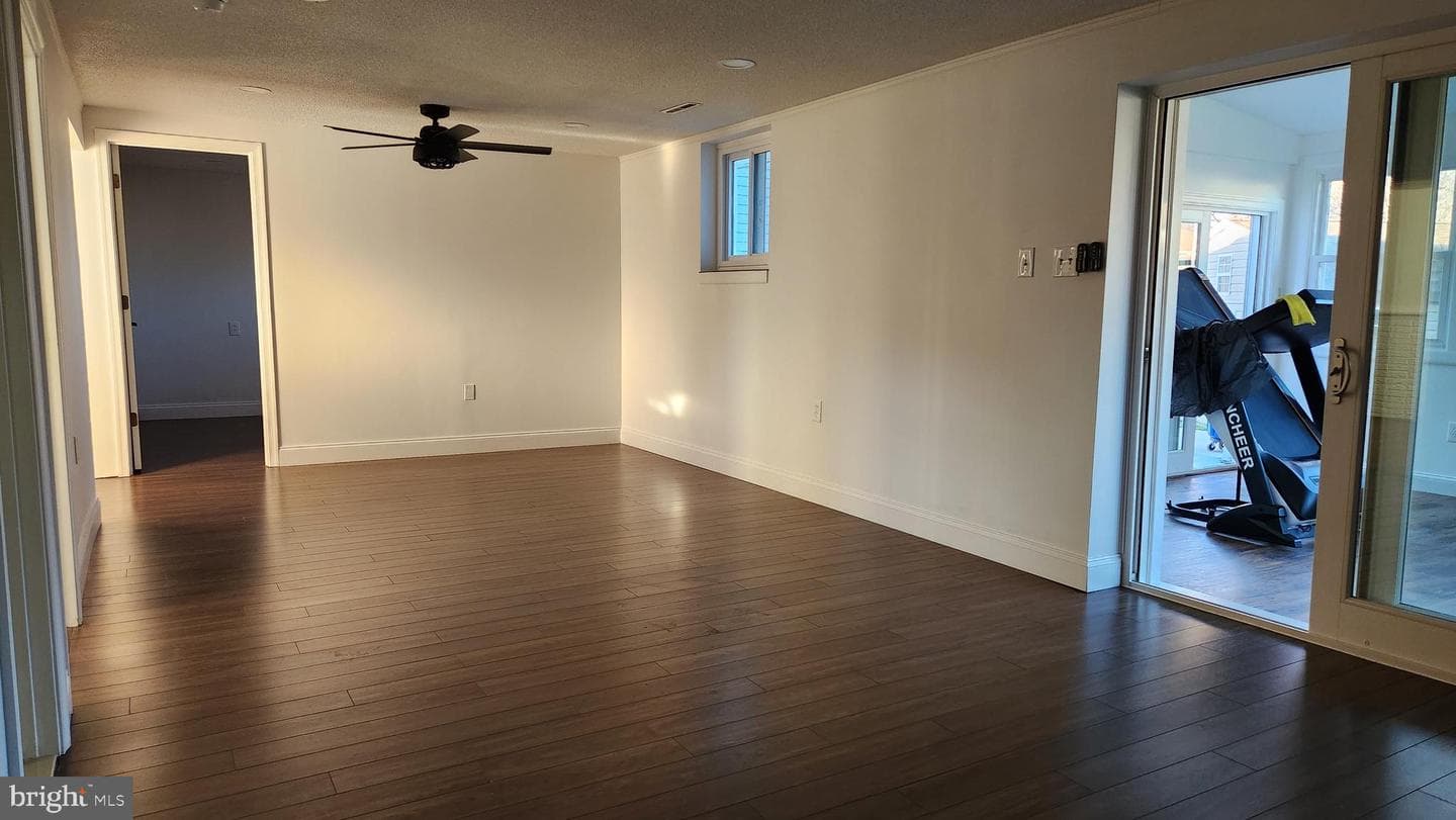 8255 Brandon Drive photo 25