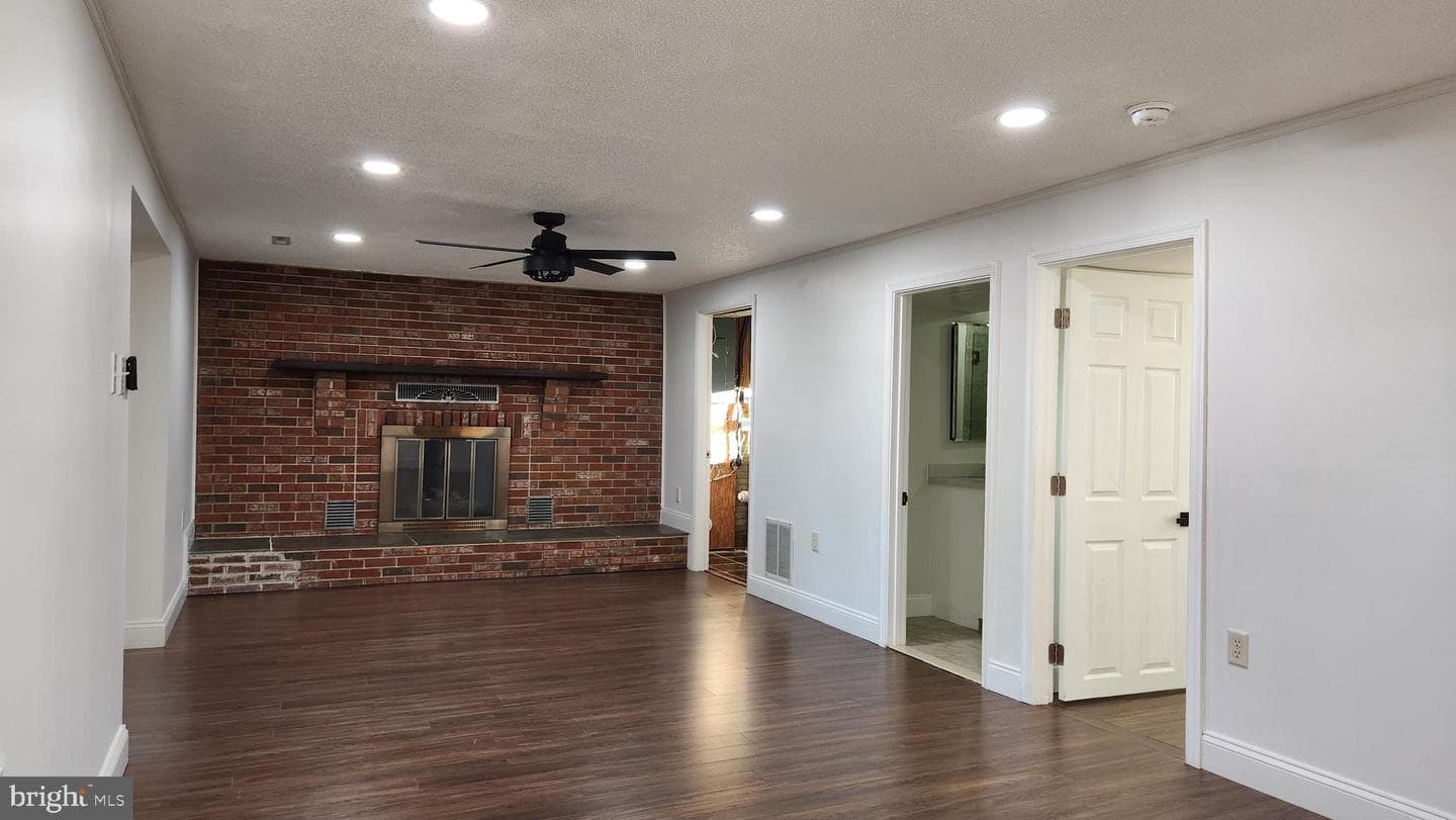 8255 Brandon Drive photo 27