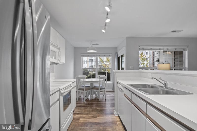 2020 Gov Thomas Bladen Way #103 photo 6