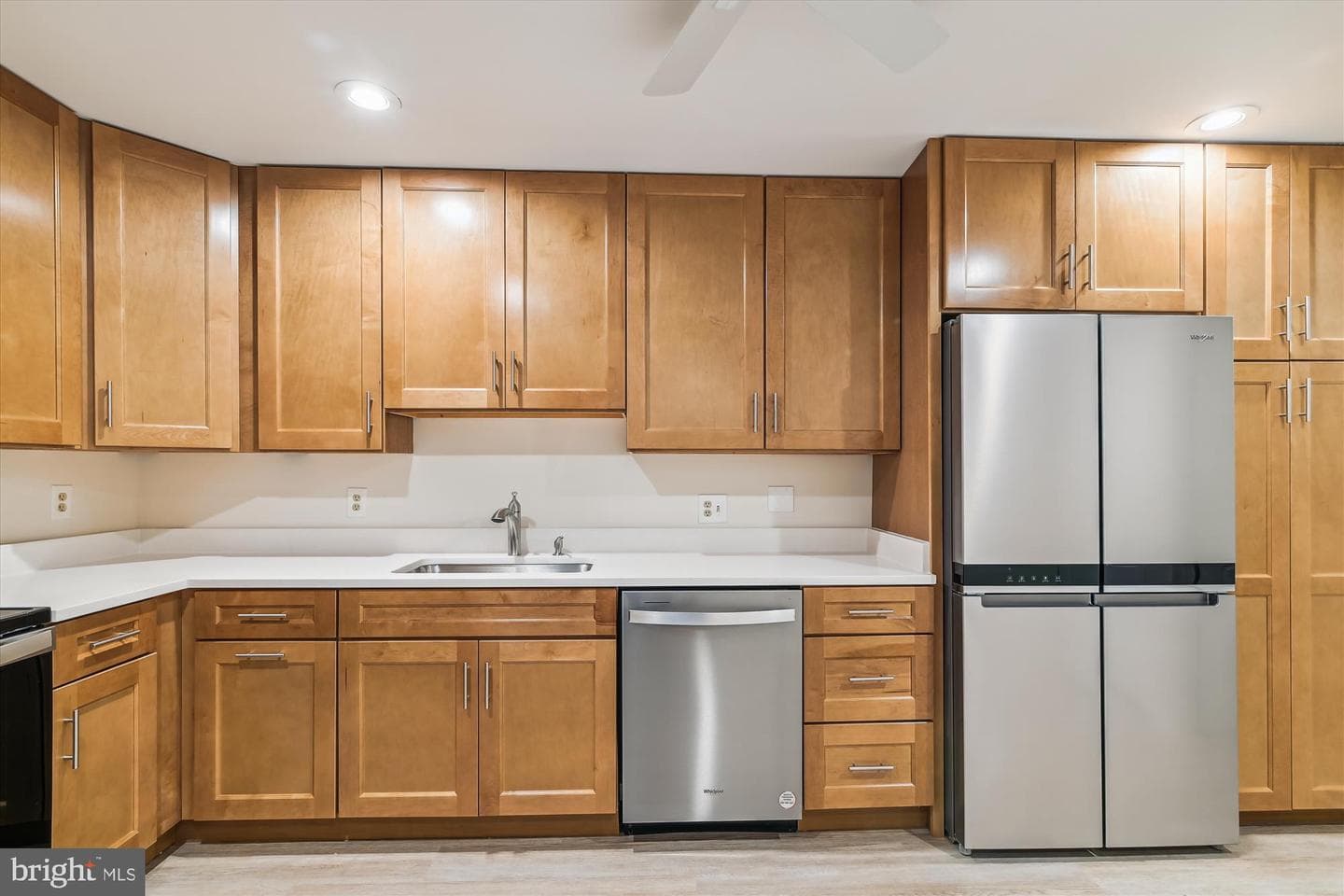 2900 Shipmaster Way #210 photo 12