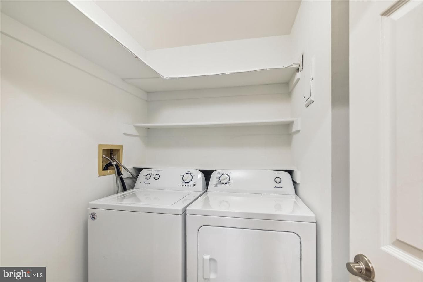 2900 Shipmaster Way #210 photo 25