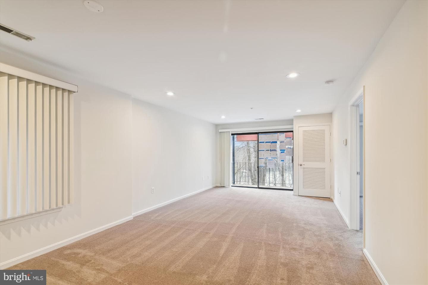 2900 Shipmaster Way #210 photo 8