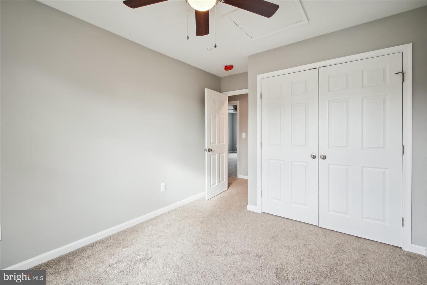 1225 Spruce Avenue photo 17