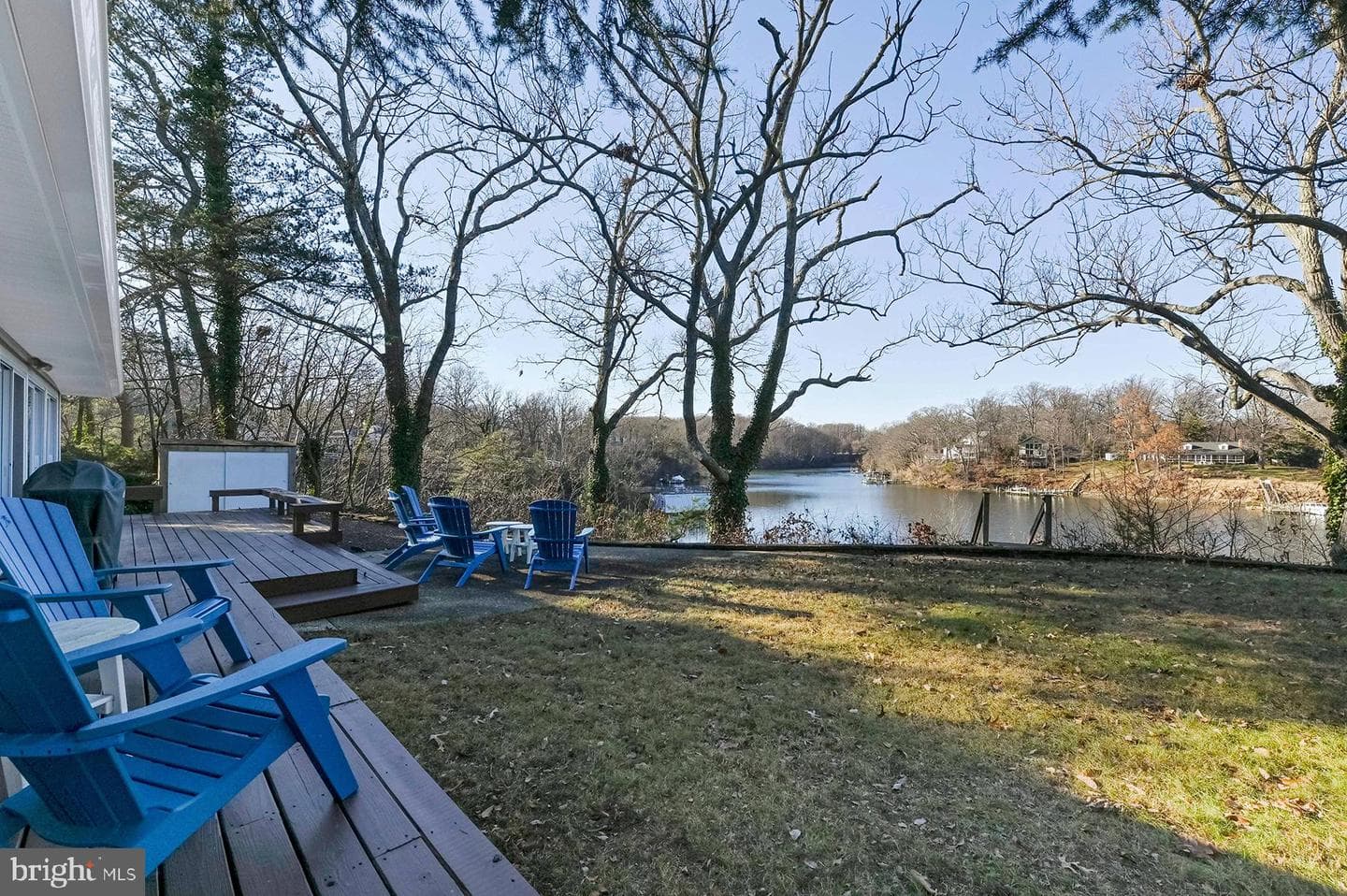 345 Dewey Drive photo 18