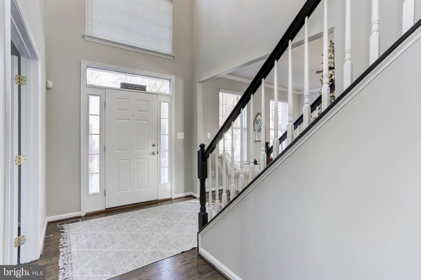 8108 Fanfair Lane photo 3