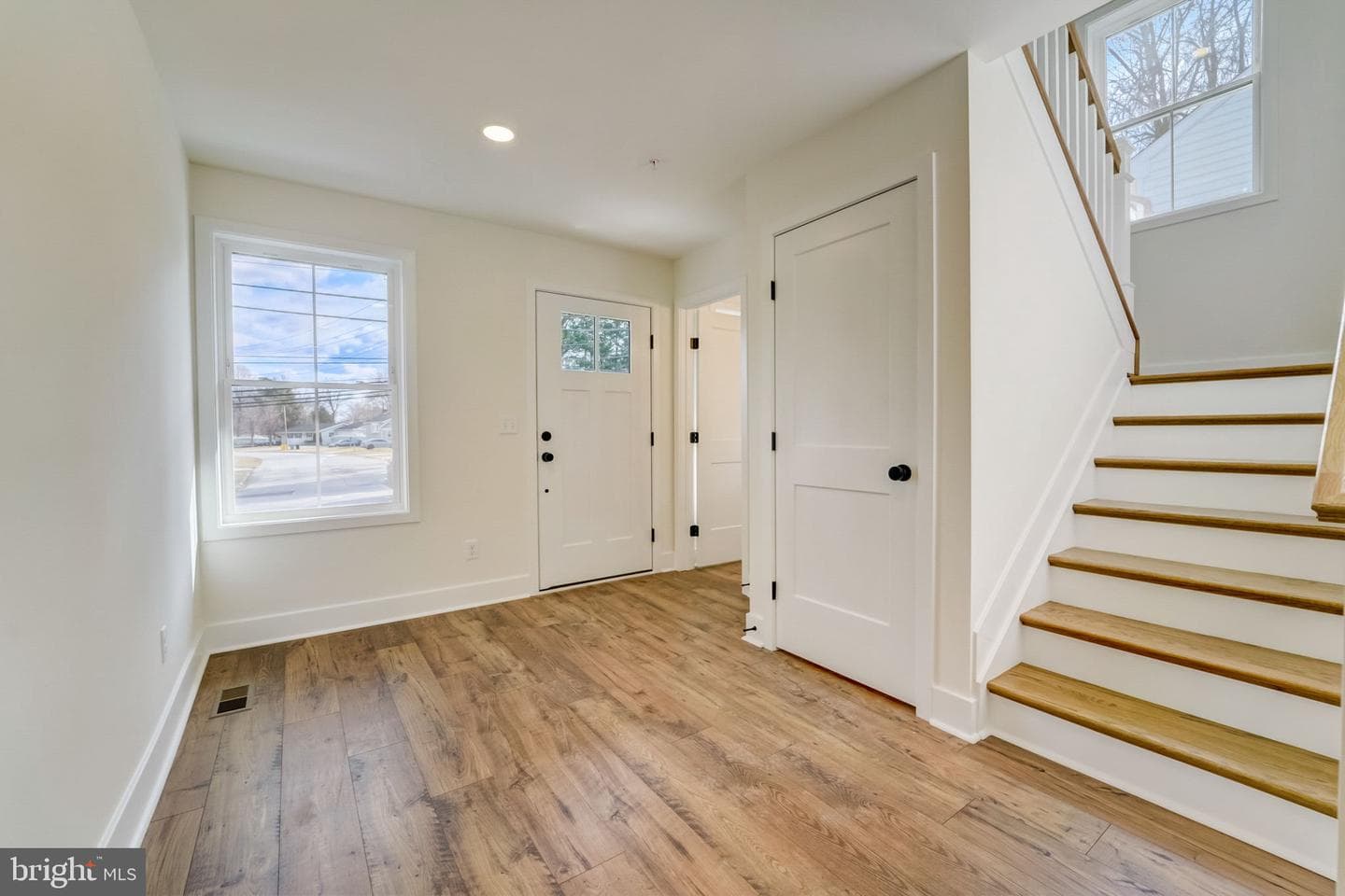 8156 Hog Neck Road photo 6