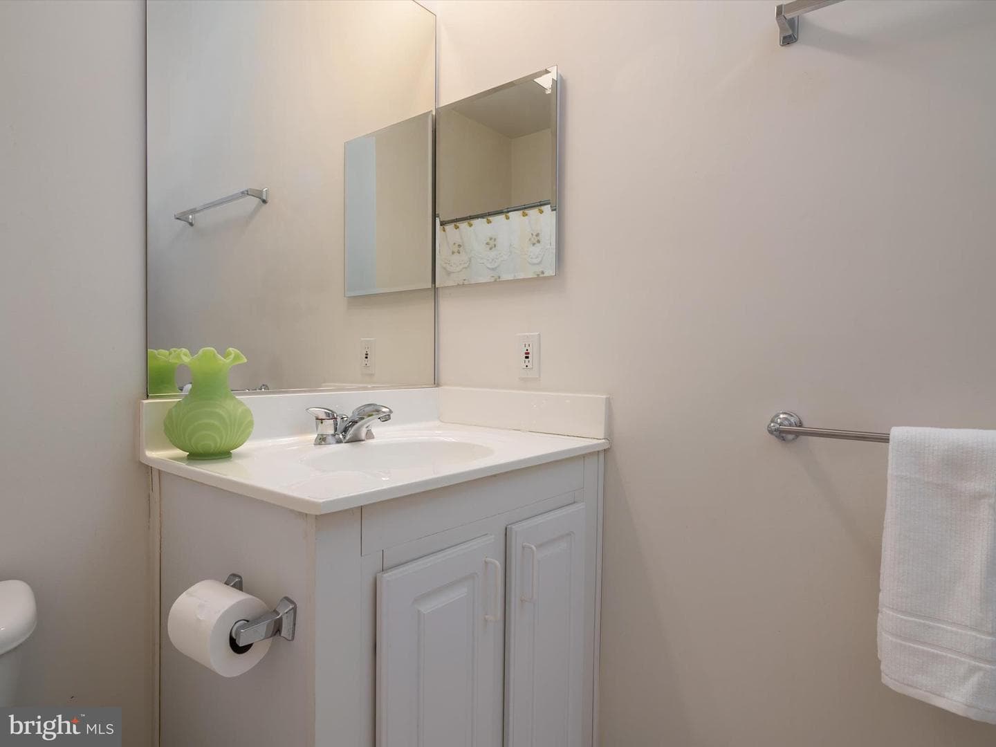 1207 Topaz Court #1 photo 24