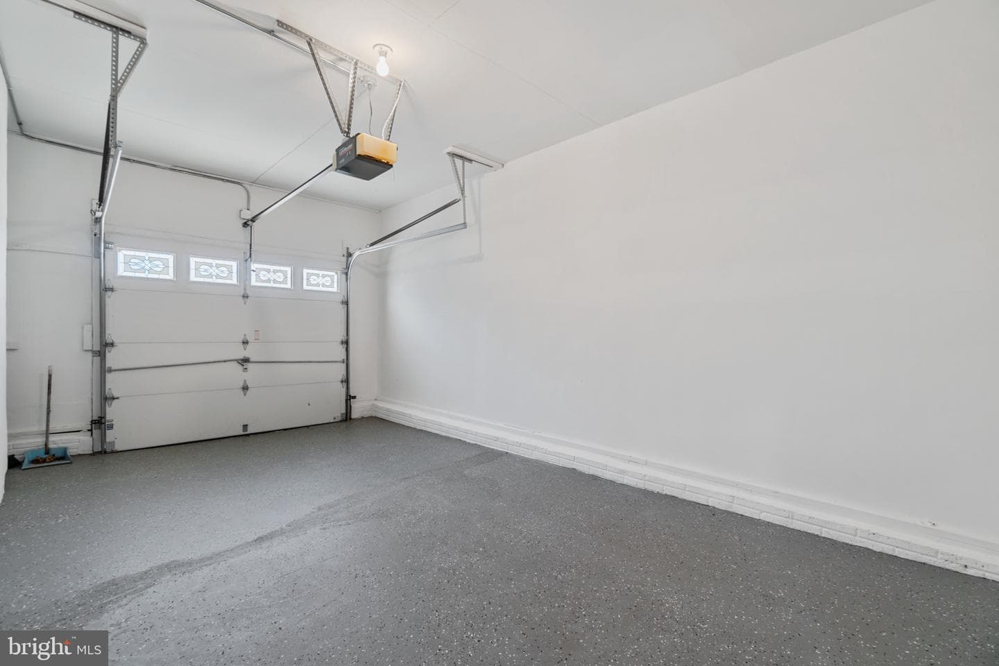 327 Chalet Drive photo 25