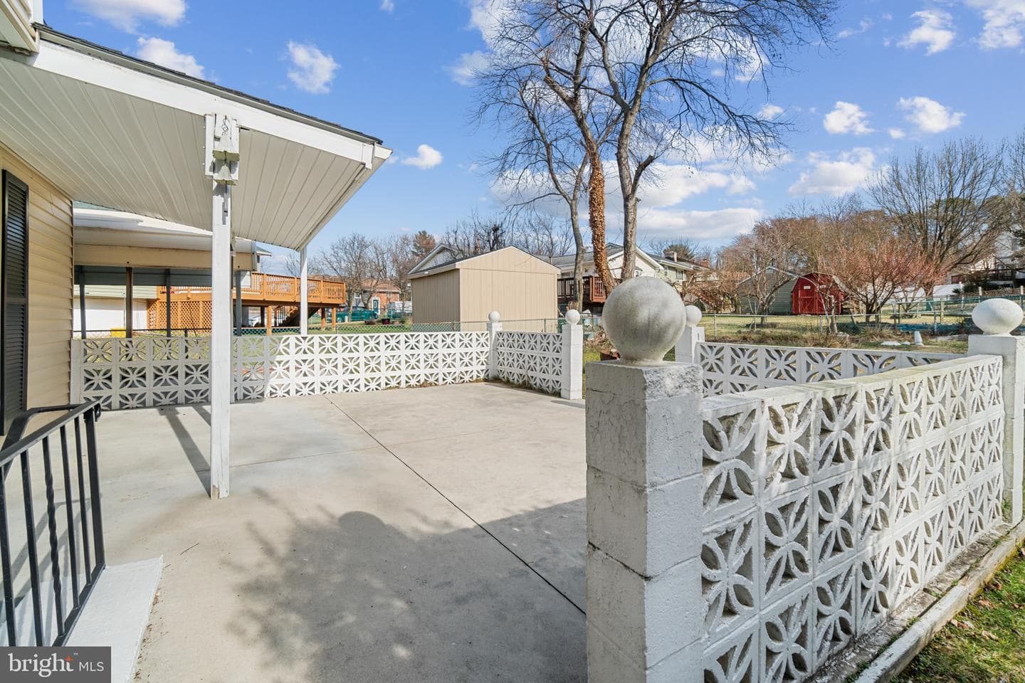 327 Chalet Drive photo 28