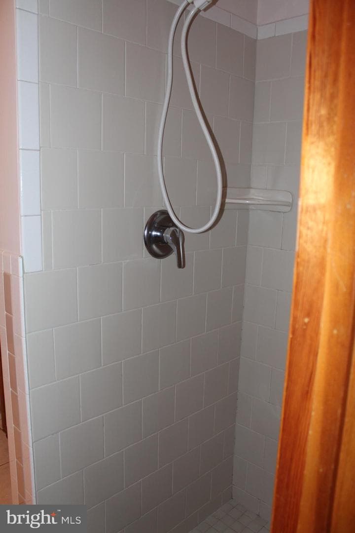 832 Lucky Road photo 25