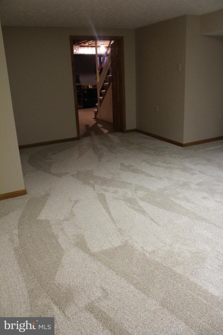 832 Lucky Road photo 38