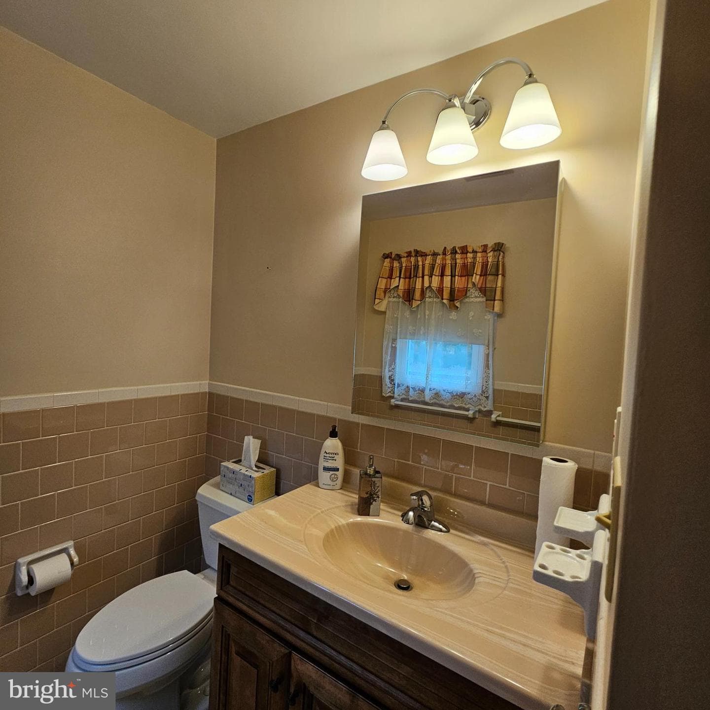 832 Lucky Road photo 60