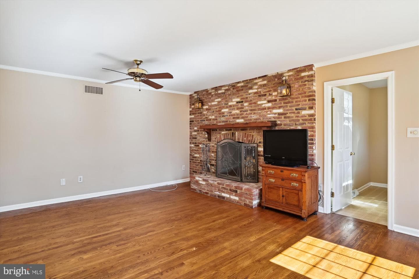 144 Cardamon Drive photo 27