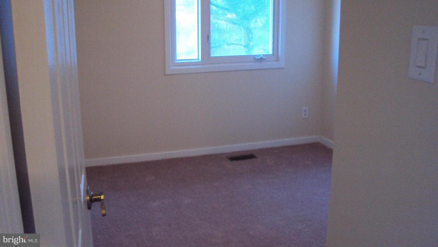 396 West Court photo 10