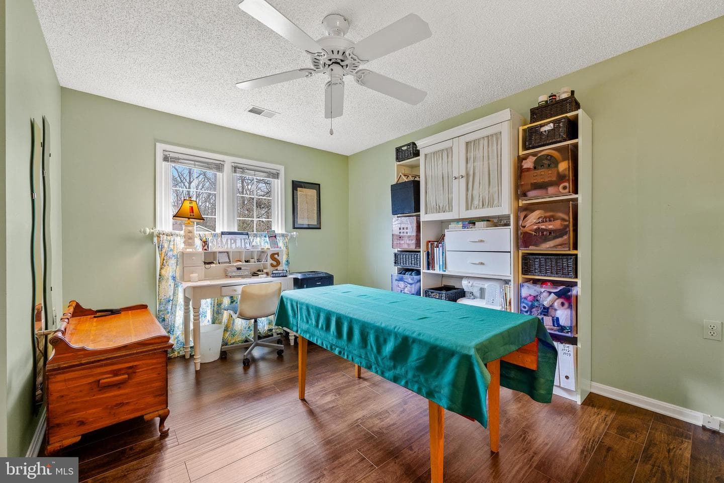 867 Clubhouse Village View photo 45