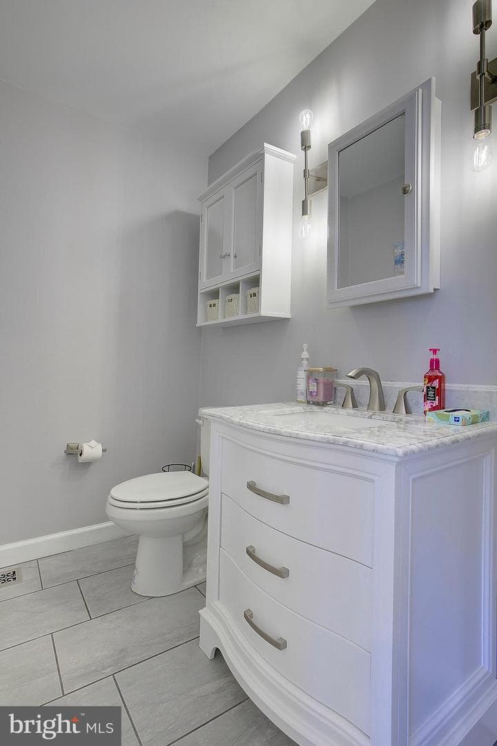 8014 Stone Haven Drive photo 11