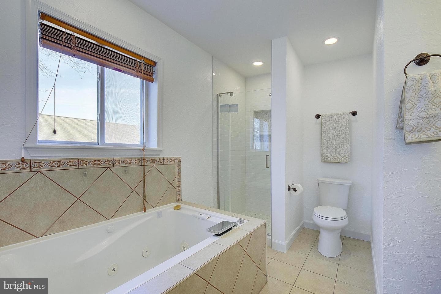 8014 Stone Haven Drive photo 34