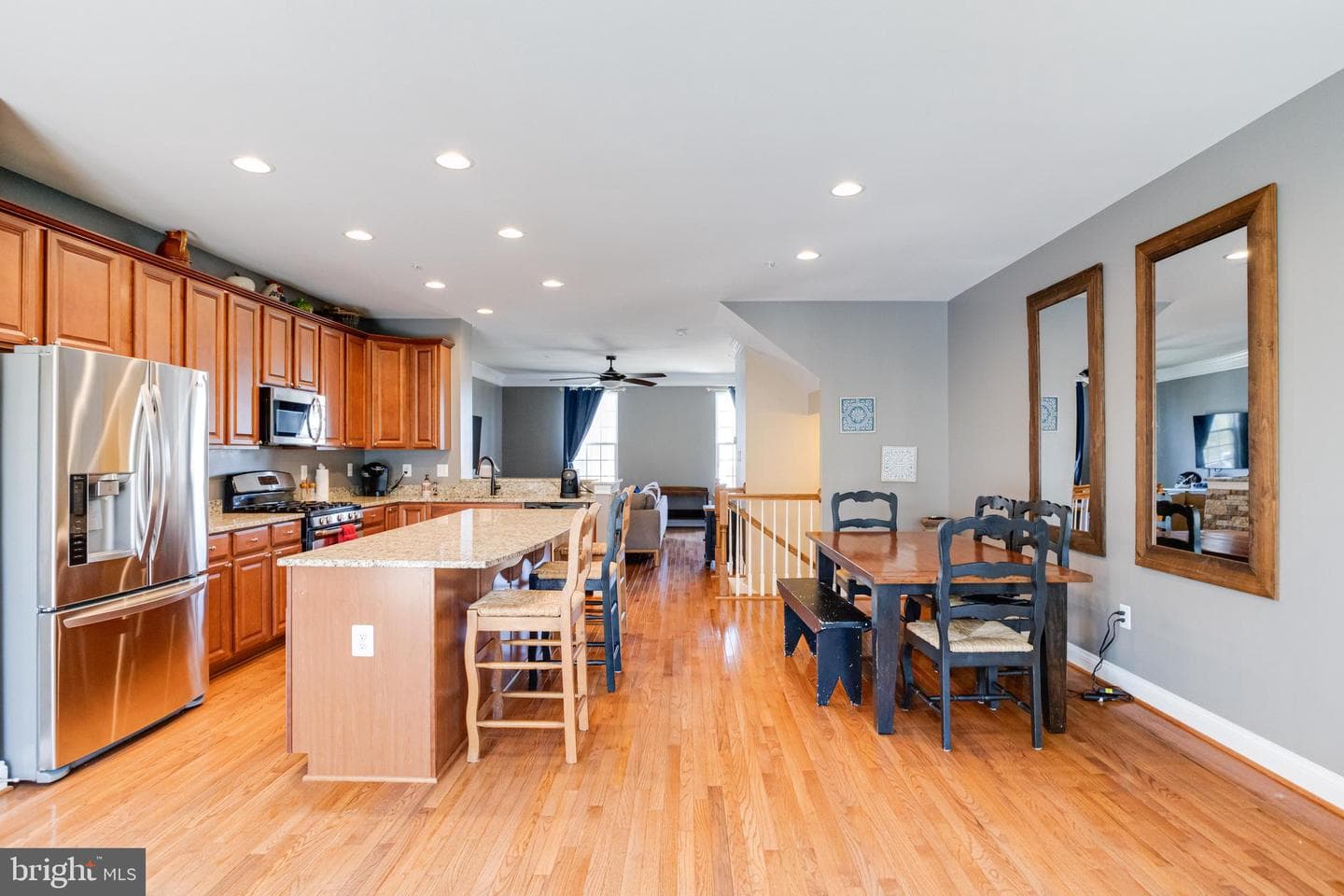 7674 Timbercross Lane photo 21
