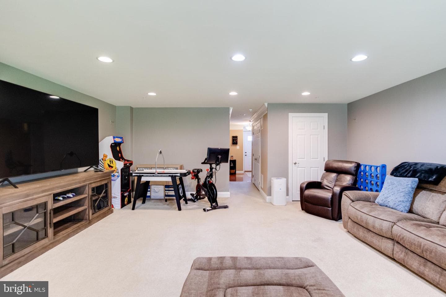 7674 Timbercross Lane photo 7