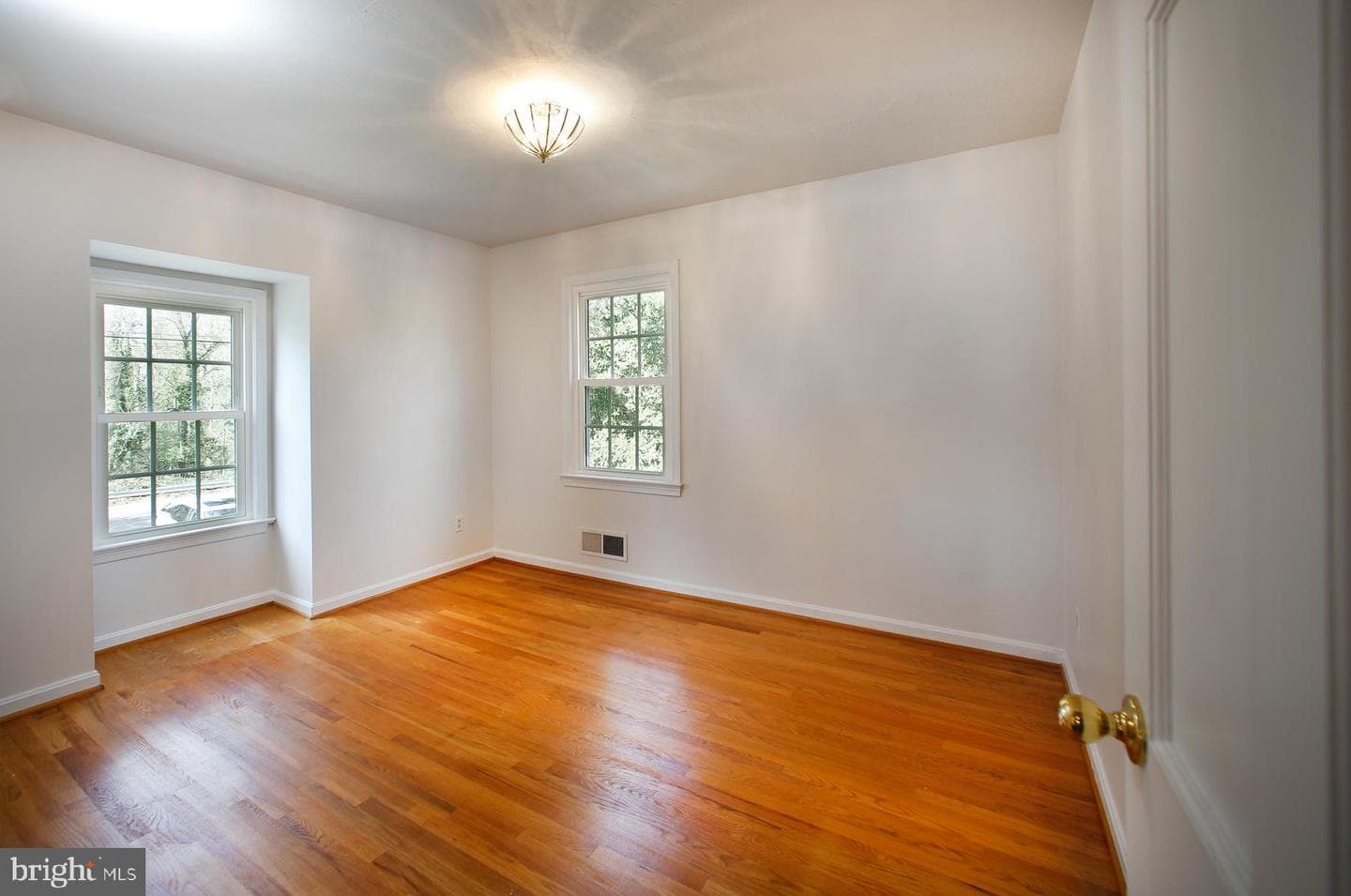 1751 Baltimore Annapolis Boulevard photo 32