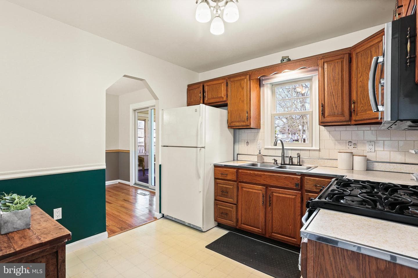 116 Linwood Avenue photo 18