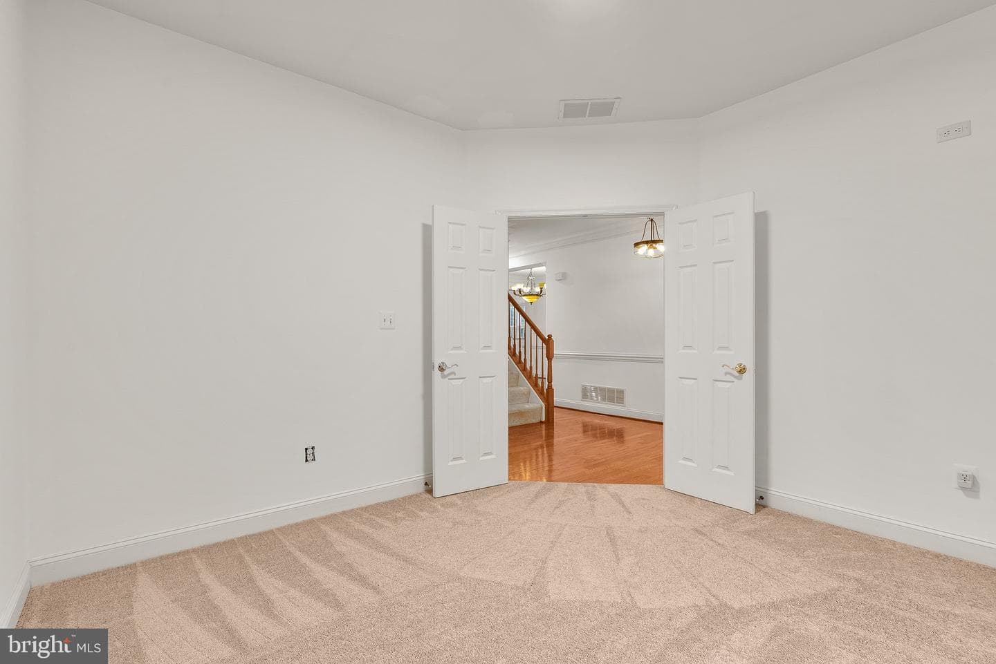 7508 Crofton Colony Drive photo 16