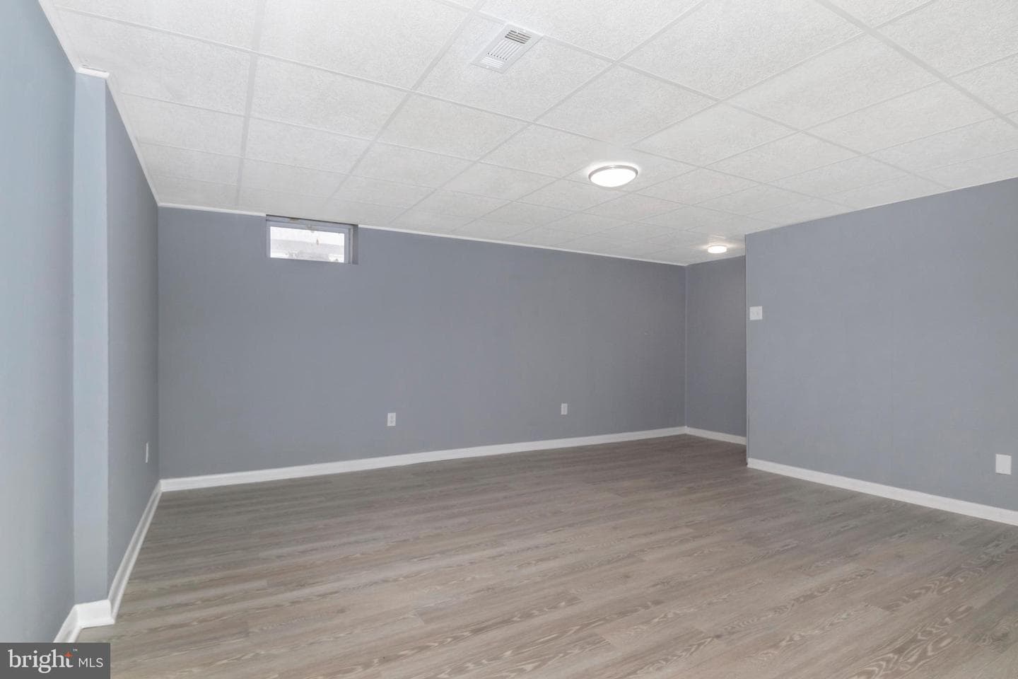 457 Kenilworth Court photo 29