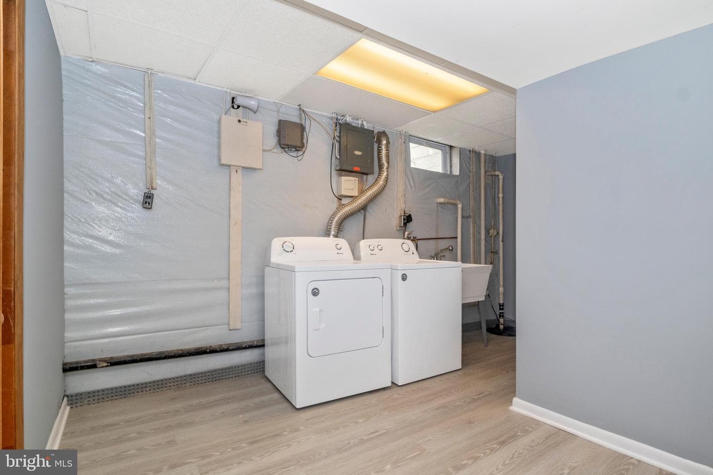 457 Kenilworth Court photo 31
