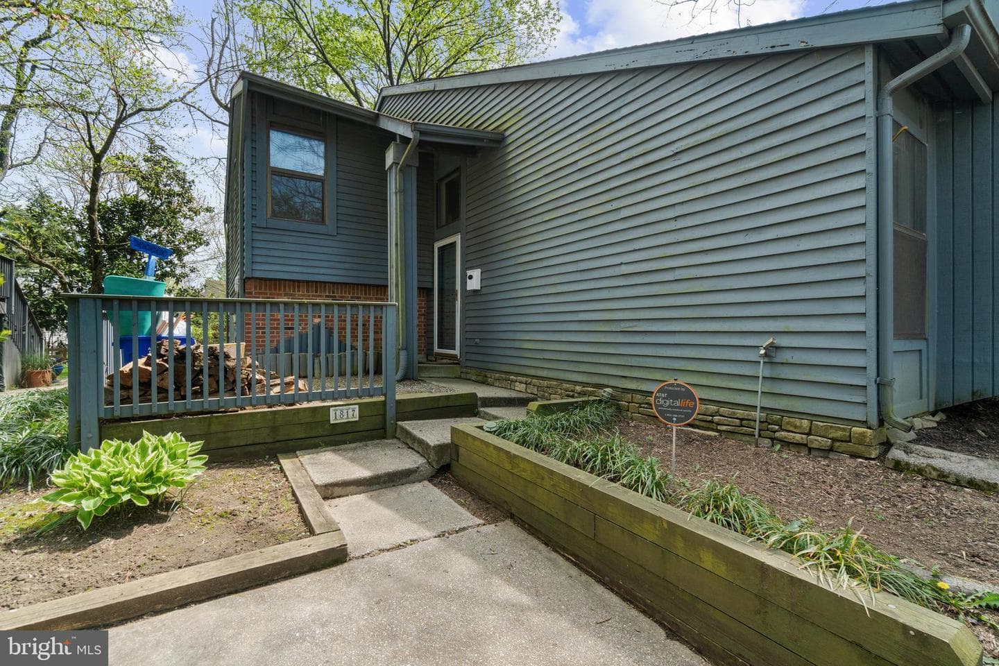1817 Glade Court photo 22