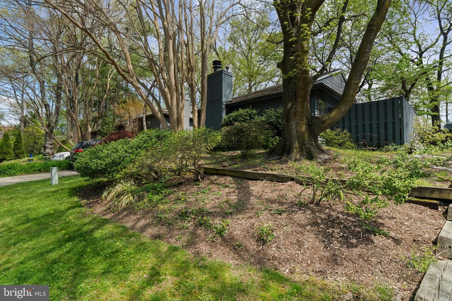 1817 Glade Court photo 23