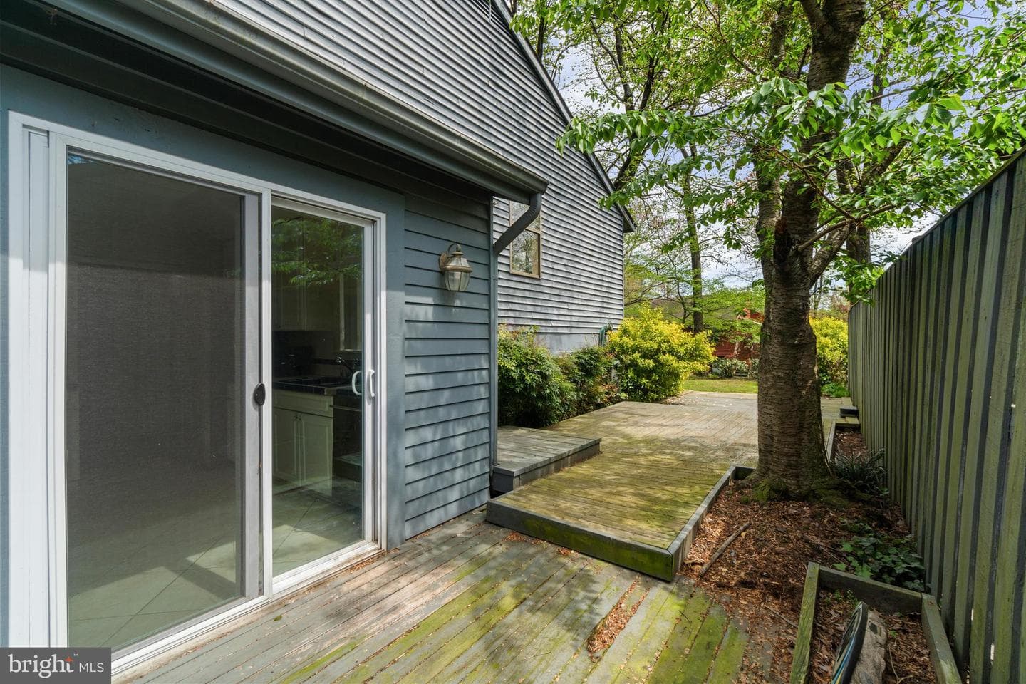 1817 Glade Court photo 27