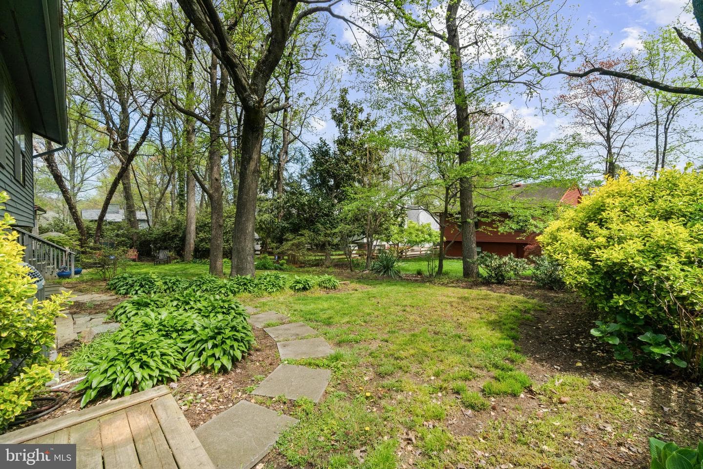 1817 Glade Court photo 29