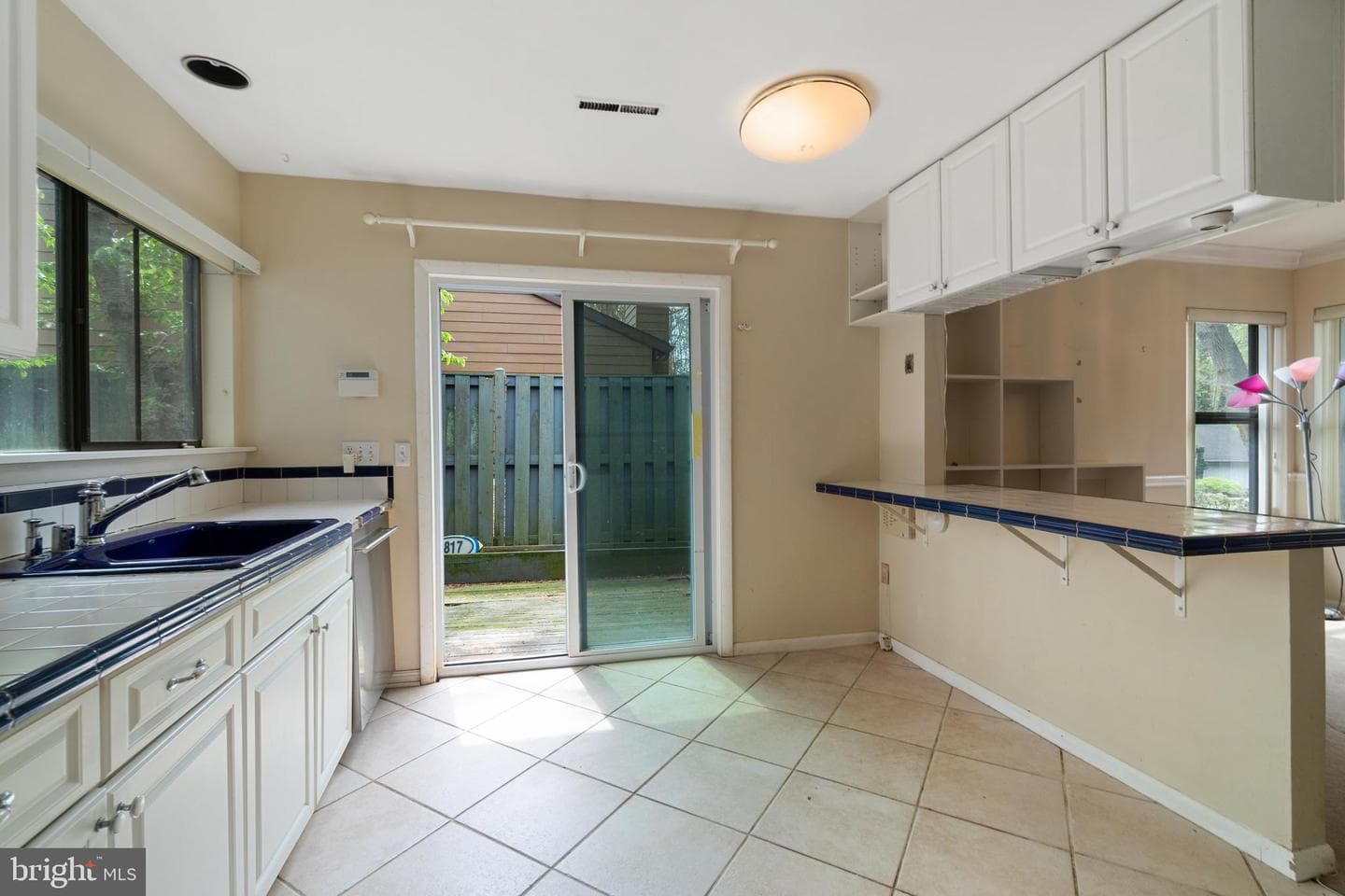 1817 Glade Court photo 8