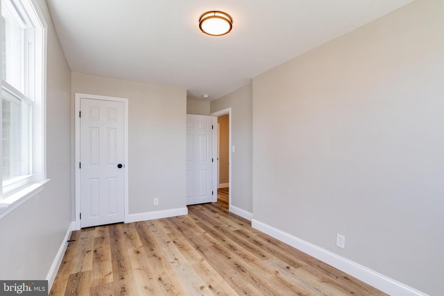 319 Arden Road W photo 15