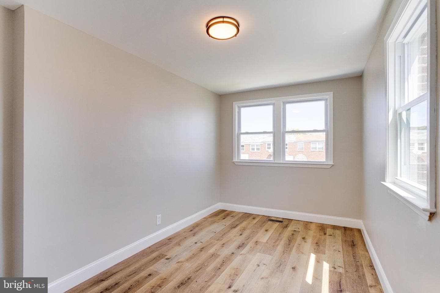 319 Arden Road W photo 19