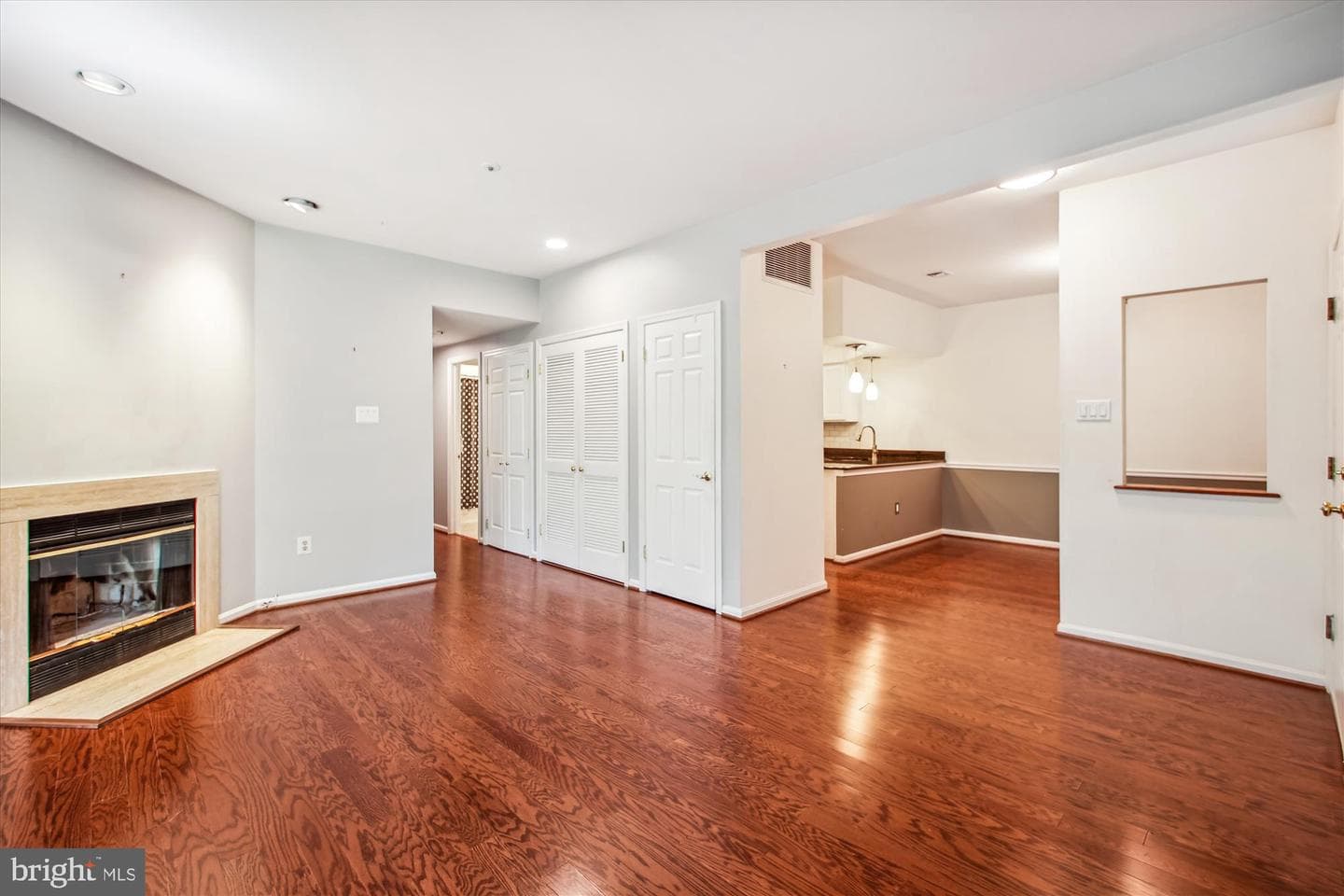 2708 Summerview Way #102 photo 10