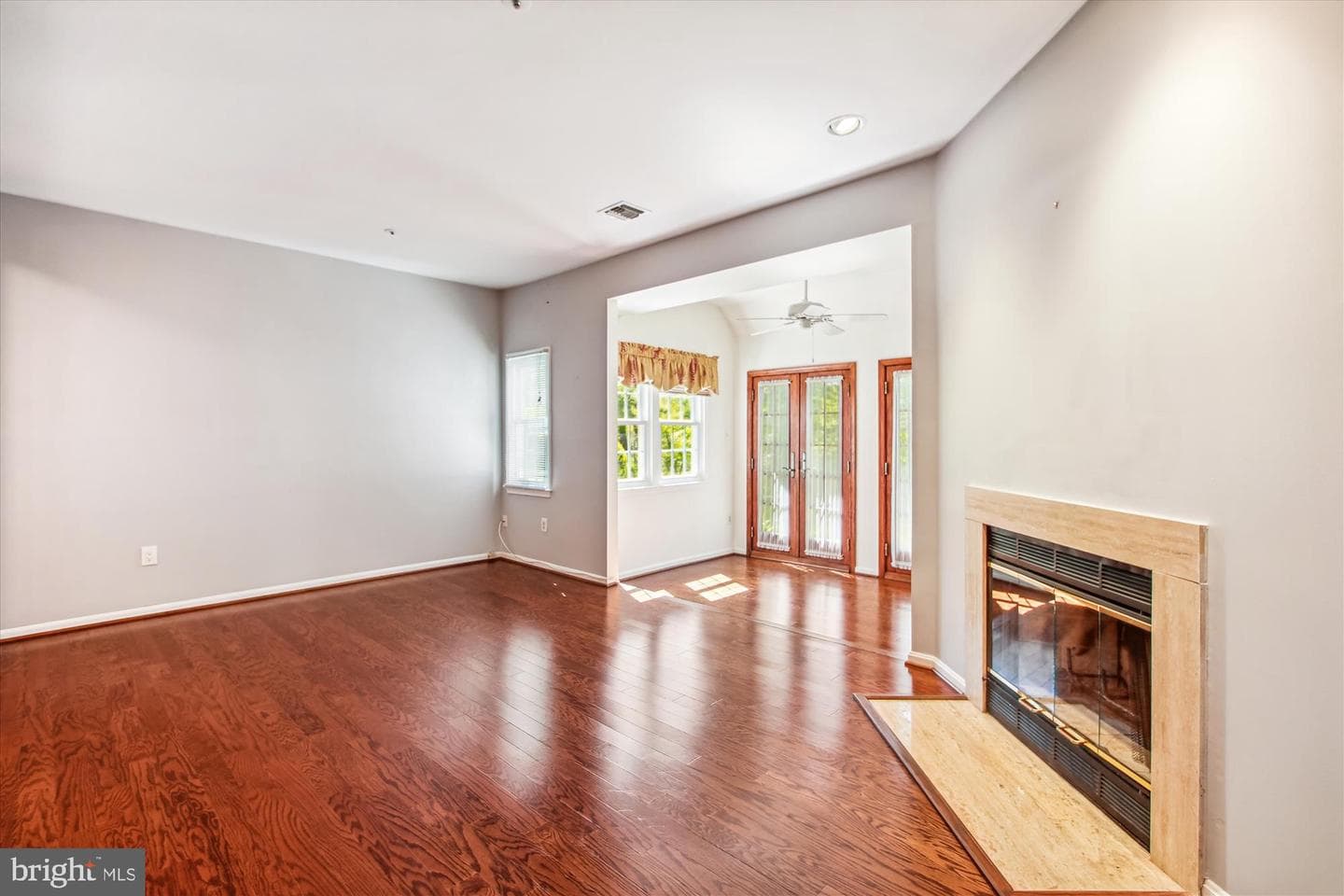 2708 Summerview Way #102 photo 11