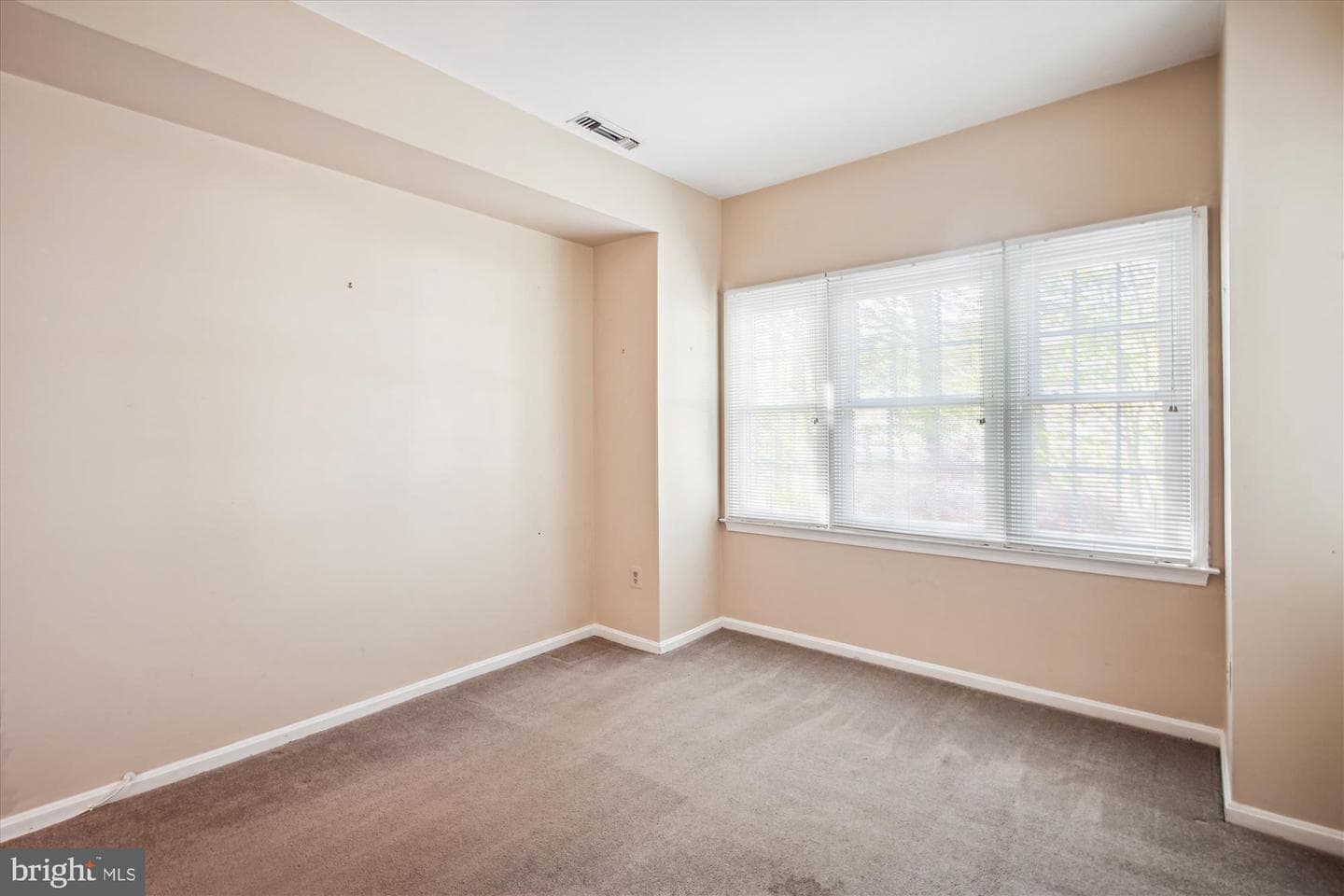 2708 Summerview Way #102 photo 18