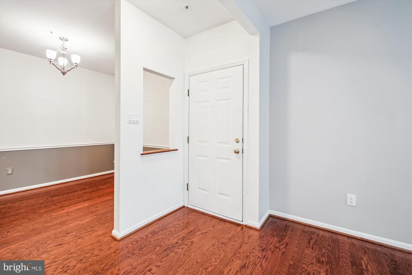 2708 Summerview Way #102 photo 2
