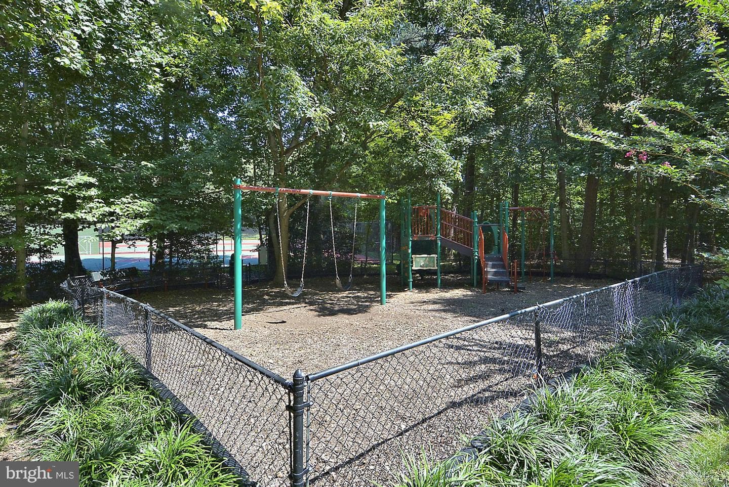 2708 Summerview Way #102 photo 23