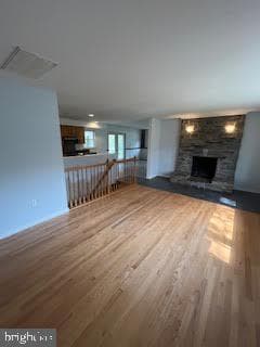 952 Central Lane photo 7