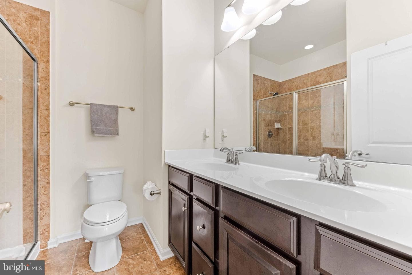 8043 Elton Street photo 15